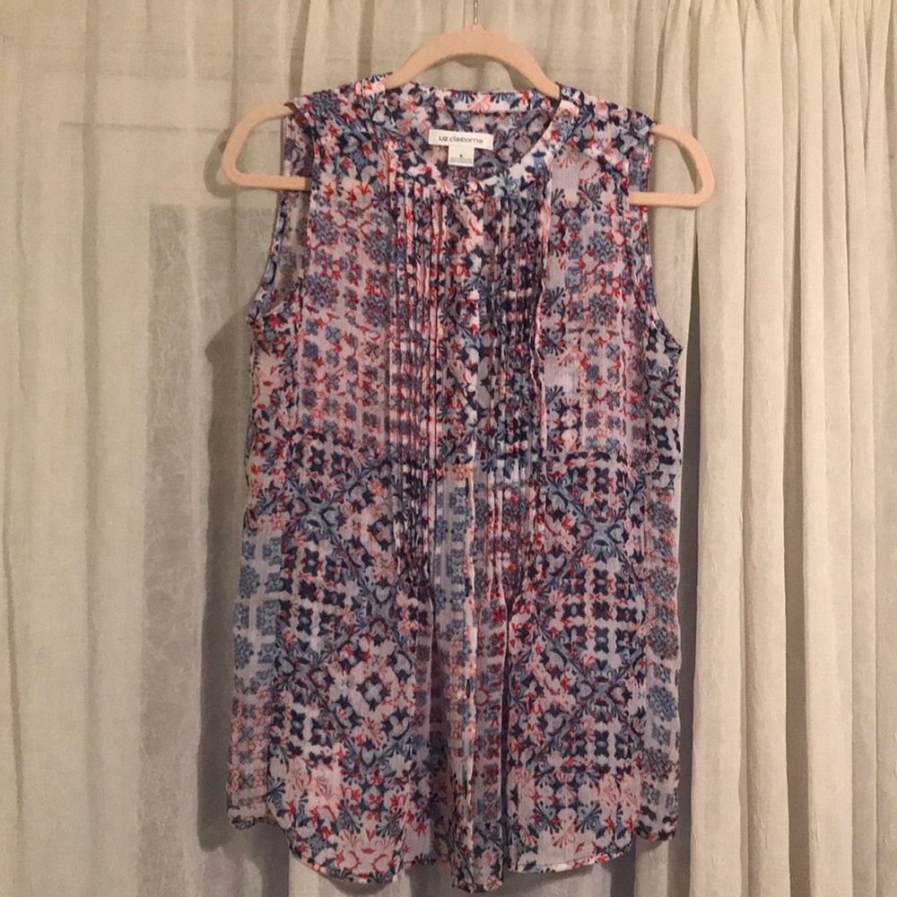 Liz Claiborne so med sleeveless sheer top